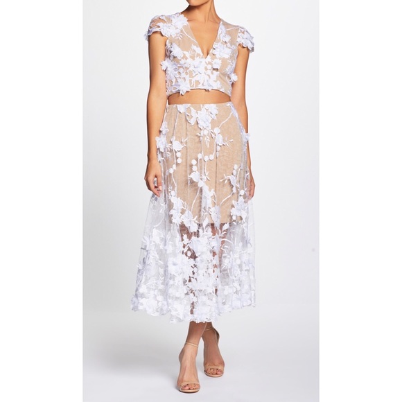Dresses & Skirts - Floral lace dress Dress the Population